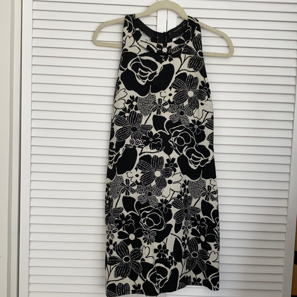 Zara, black/white floral mini/midi halter dress